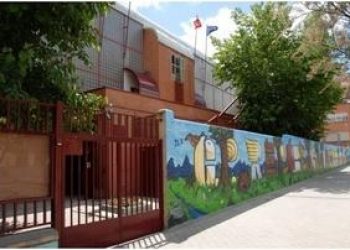 14 familias de San Fermín (Usera) se quedan sin poder escolarizar a sus hijos en el barrio y en el distrito