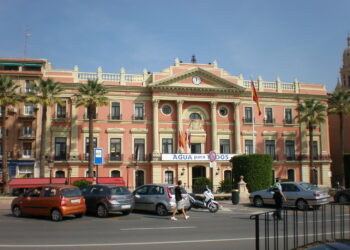 Cambiemos Murcia lamenta que la bandera arco iris no ondee en el Ayuntamiento