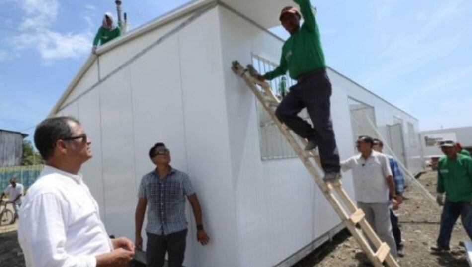 Ecuador construirá en siete meses unas 257 escuelas modernas