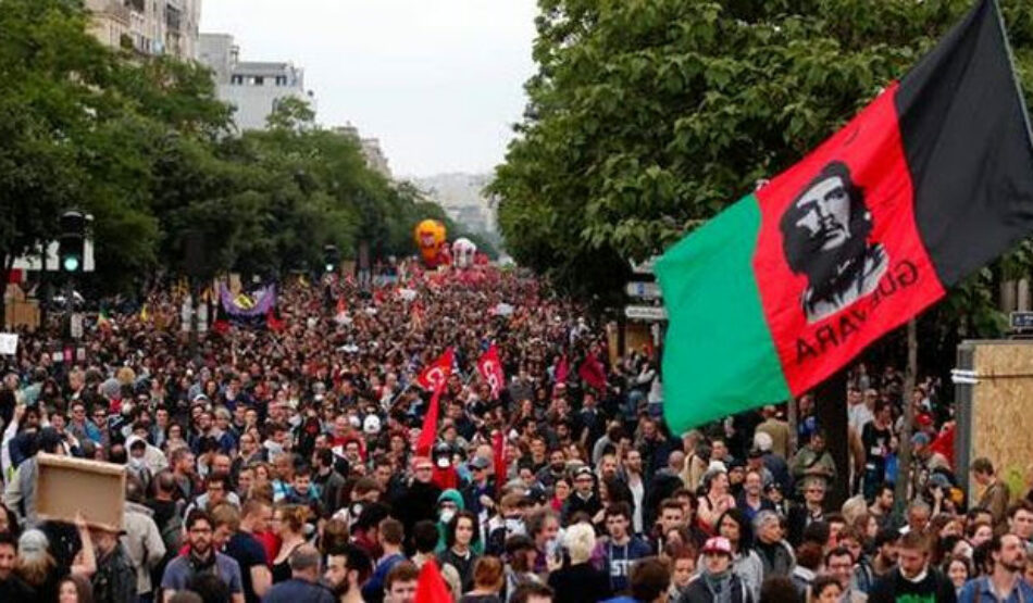 En medio de una huelga general y protestas, el Senado francés aprueba una versión más dura de la reforma laboral