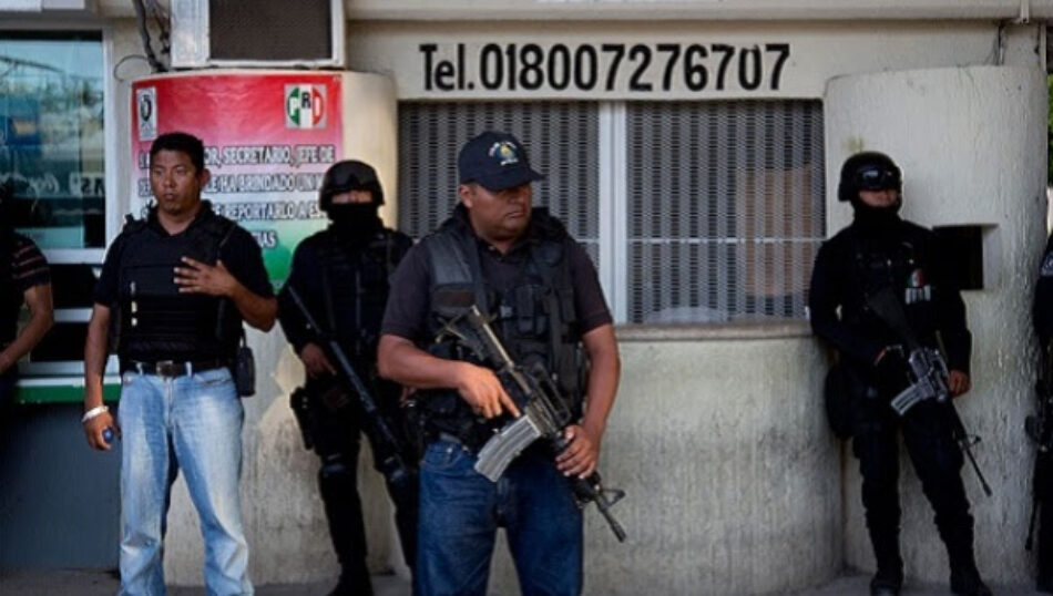 México: Hallan 4 cuerpos frente a local investigado en caso Ayotzinapa