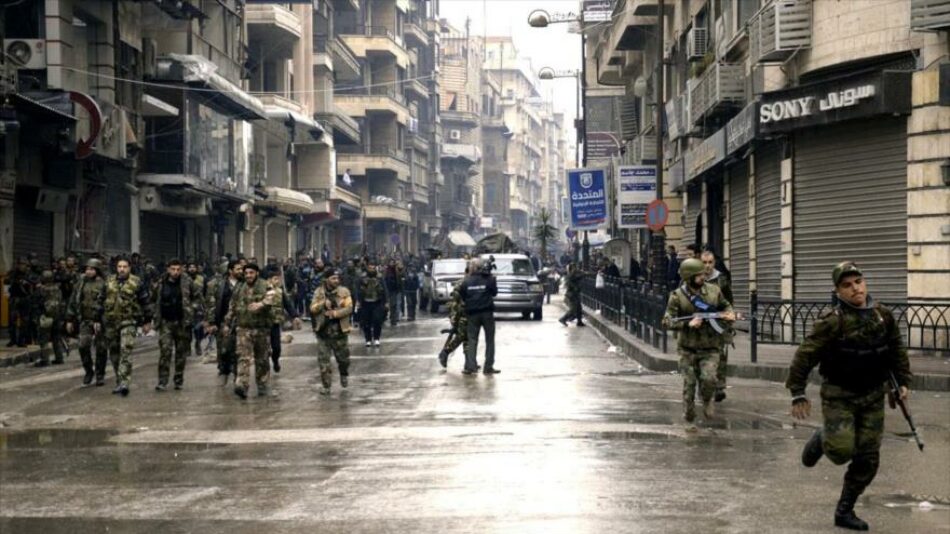 Ejército sirio avanza por Alepo tras fallida ofensiva terrorista