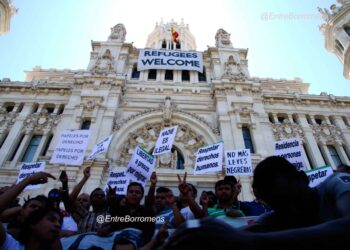 Presentación pública de la campaña «Papeles x Derecho»