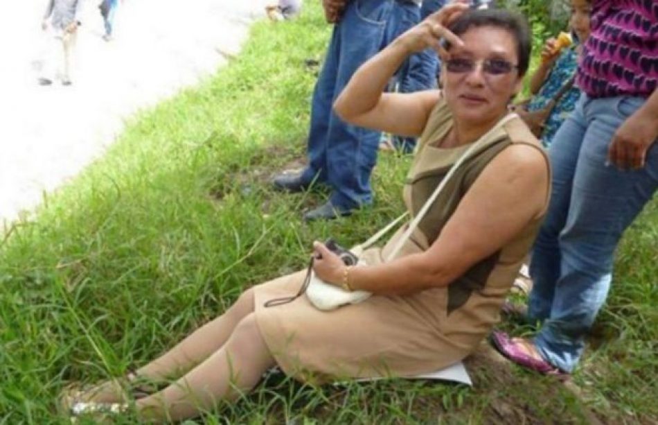 «Frente al asesinato de Lesbia Janeth Urquía en Honduras las feministas integrantes de los movimientos sociales del ALBA gritamos con Berta Cáceres: ¡Despertémonos, humanidad!»