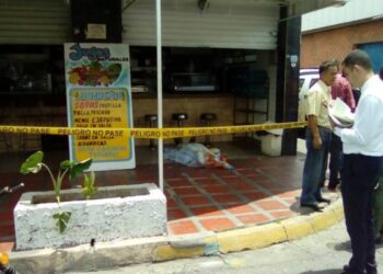 Venezuela: Paramilitares asesinan en Maracay a General de la Guardia Nacional