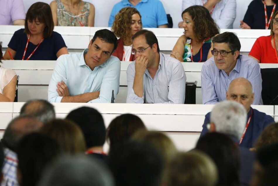 Dirigentes del PSOE plantean una «abstención compartida» entre varios grupos parlamentarios para investir a Rajoy