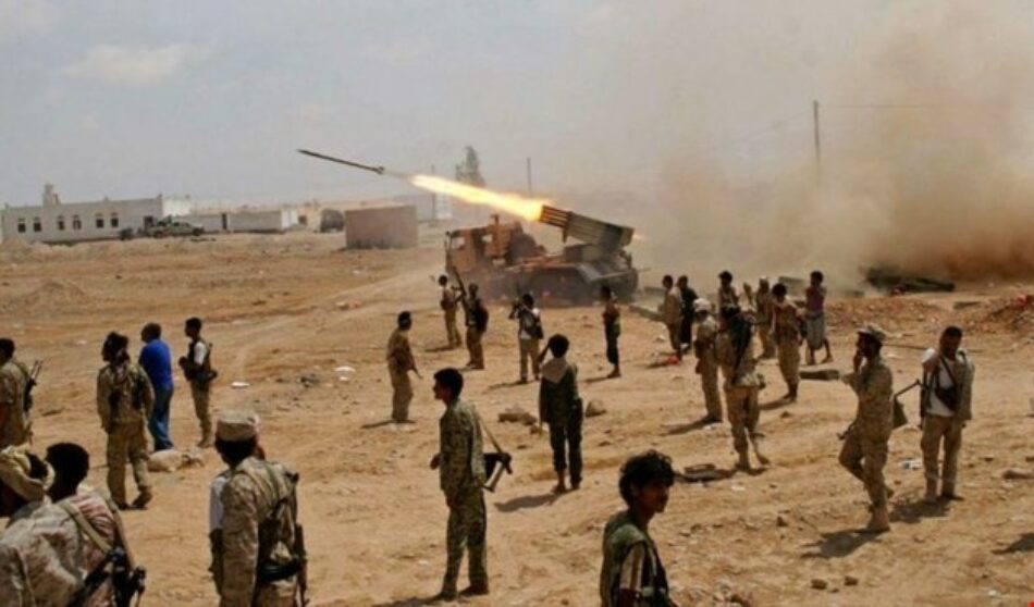 Fuerzas yemenitas atacan posiciones mercenarias de Arabia Saudita