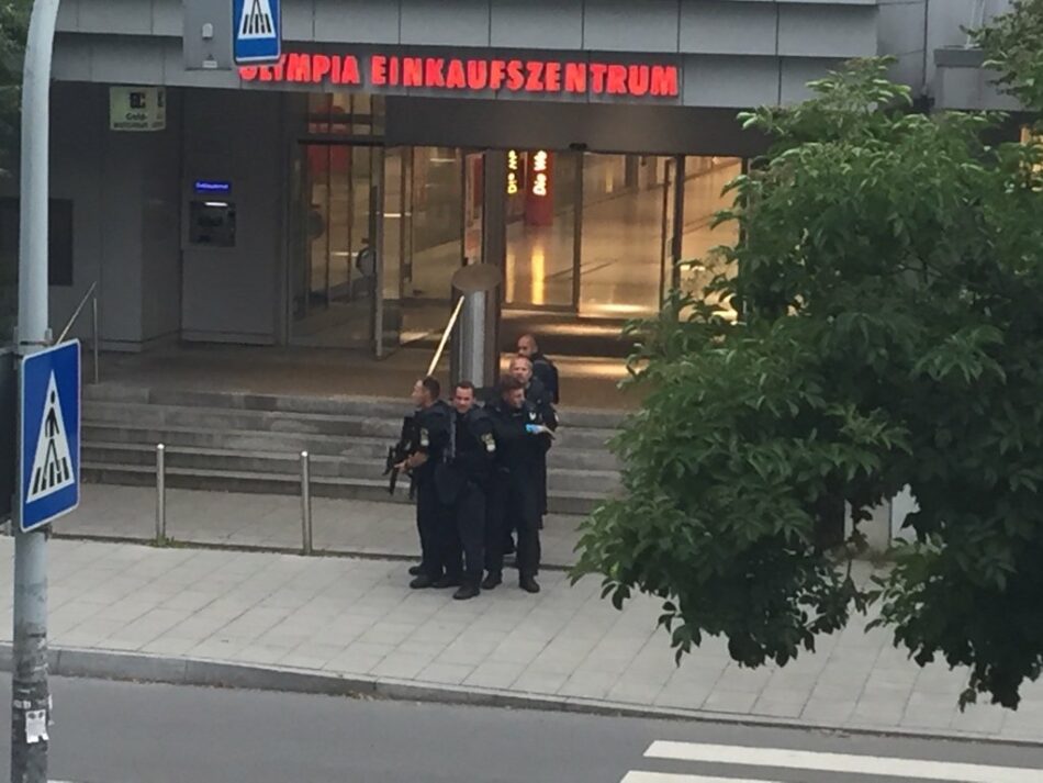 Tiroteo en un gran centro comercial de Múnich deja al menos seis víctimas mortales según la policía alemana