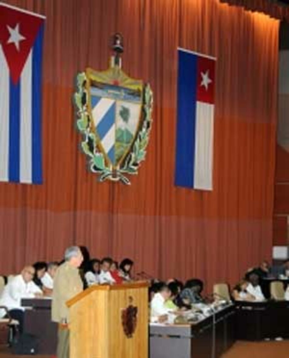 Descarta Raúl Castro eventual colapso de la economía cubana