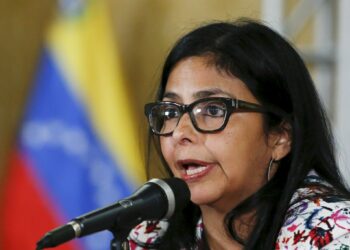 Canciller de Venezuela denuncia “insolencias” de su par de Brasil