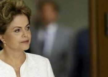 Impeachment contra Dilma Rousseff abre compás de espera