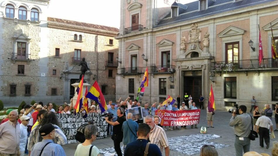 Organizaciones memorialistas y víctimas del franquismo se movilizan para que el 18 de julio sea declarado Día de la condena del Franquismo