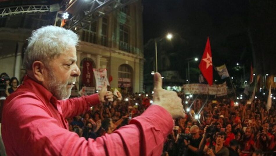 Lula lidera intención de voto para elecciones de 2018 en Brasil