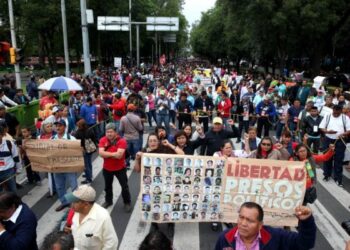 Marchas, bloqueos y mitines de los maestros de la CNTE para presionar al Gobierno