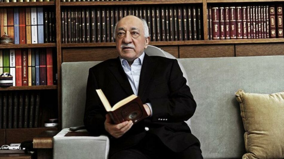 Gülen: Actuación de Erdogan no puede engañar fácilmente a Putin