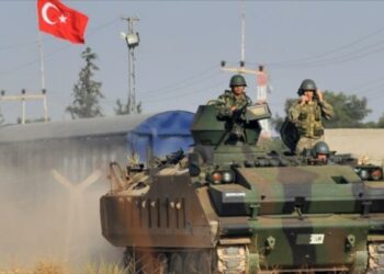 Kurdos advierten a Turquía contra una incursión en Kobani