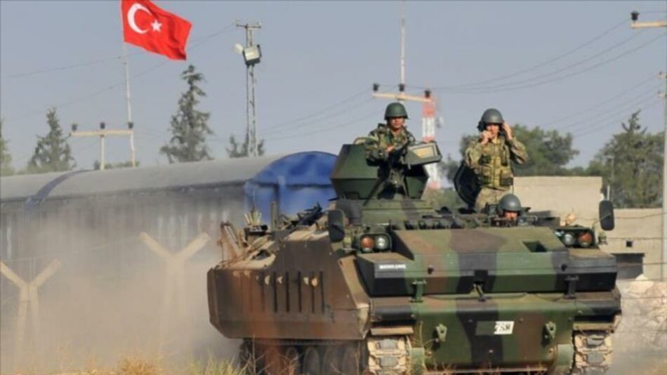 Kurdos advierten a Turquía contra una incursión en Kobani