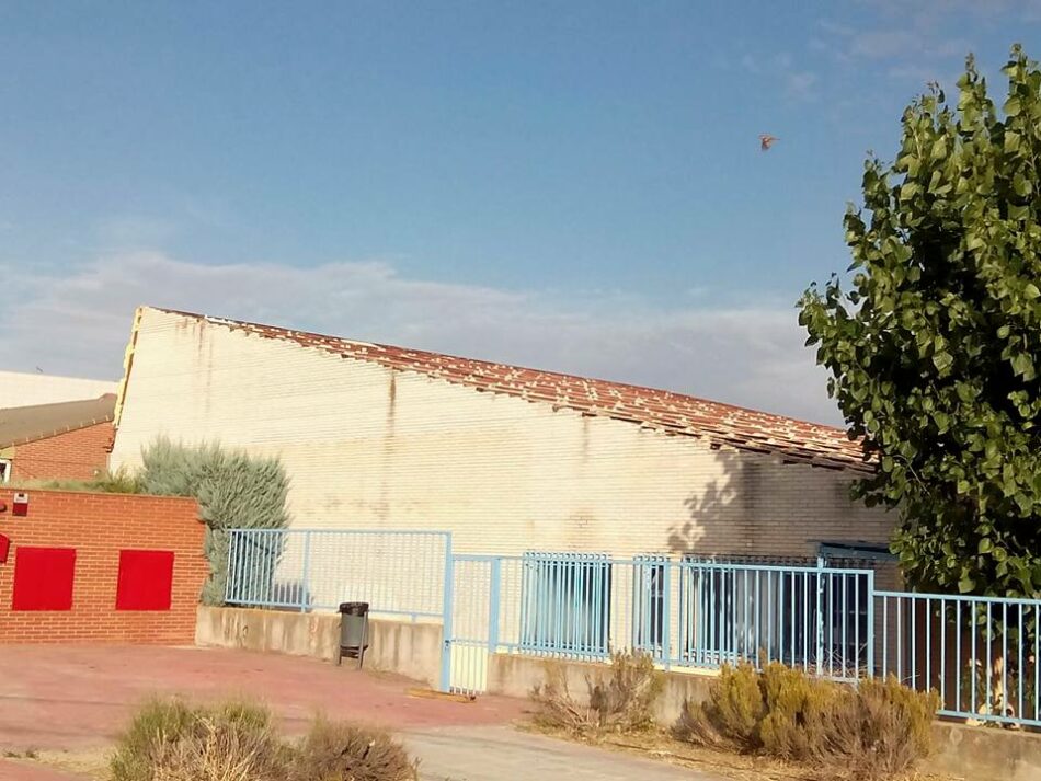 Retirada del tejado de amianto del CEIP San Gregorio de Galapagar tras una larga lucha