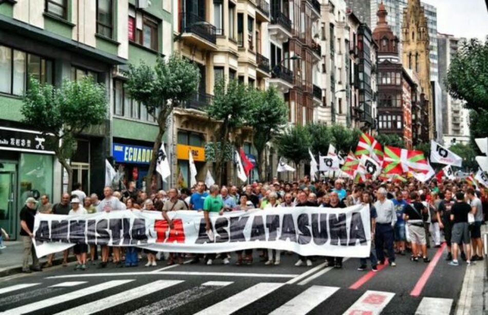 Euskal Herria: Un millar de manifestantes exigieron en las calles de Bilbao la Amnistía para los presos y presas vascas