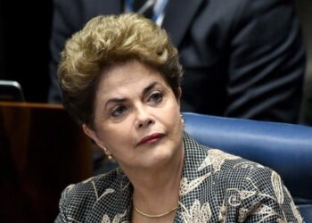 Brasil. Dilma Rousseff presentó su defensa: “Jamás atentaría contra la democracia o la Constitución”