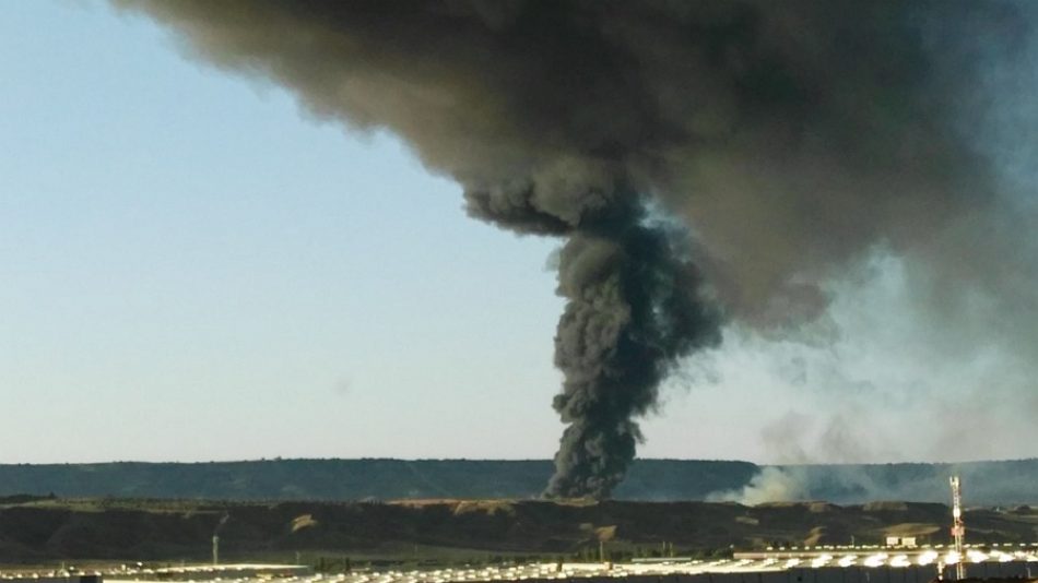 Ecologistas en Acción exige medidas urgentes para proteger a la población del incendio en la planta de reciclaje de Chiloeches