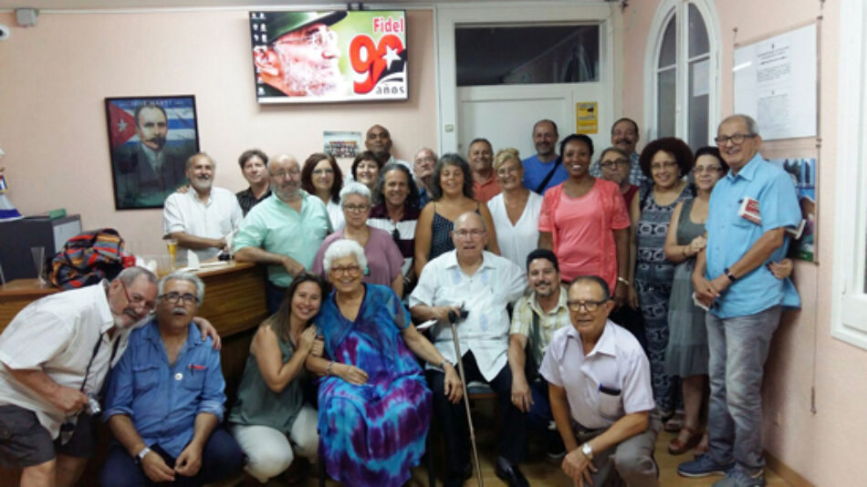 Celebraron en Barcelona el cumpleaños 90 del líder histórico de la Revolución cubana