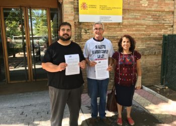 El SAT registra junto con el diputado Diego Cañamero y la Parlamentaria Andaluza, Mari García, un documento en la CHG para parar la subasta de los olivos del Giribaile