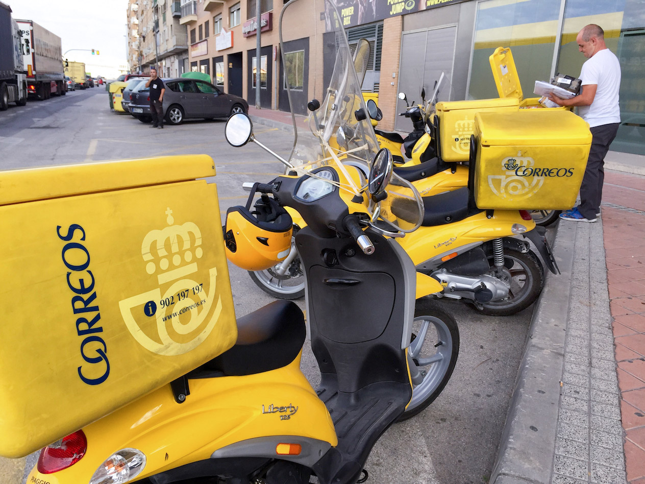 Inspección de Trabajo requiere a Correos evaluar el riesto por altas