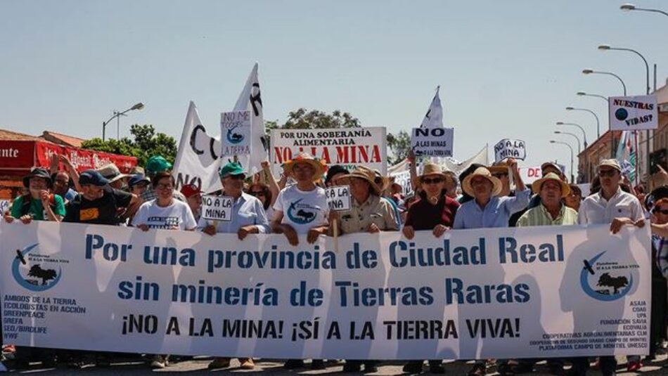 Exigen al Ayuntamiento de Torrenueva la convocatoria de un pleno en contra de la minería de tierras raras