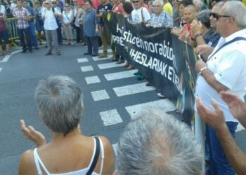 Euskal Herria: Dos manifestaciones exigieron la libertad para las y los presos vascos