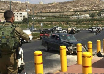 Dos palestinos mueren asesinados por disparos de soldados israelíes: uno en Hebrón y el otro en Jerusalén