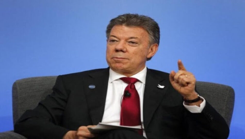 Colombia: Santos anuncia posible inicio de diálogos públicos con ELN