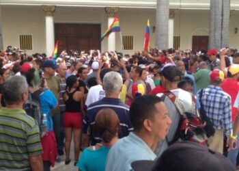 Comunidad Comunicacional del Sur se pronuncia frente a la grave amenaza de golpe parlamentario en Venezuela