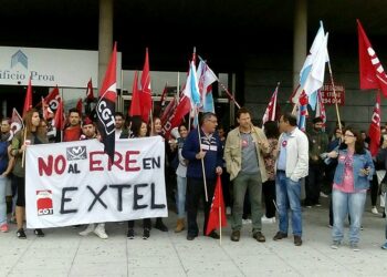 En Marea fai un chamamento á cidadanía a participar esta tarde na mobilización en apoio aos traballadoras e traballadores de Extel para evitar 205 despedimentos