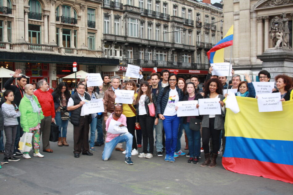 Intensa actividad realizaron colombianos en Europa: votaron SI