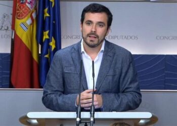 Alberto Garzón: «cuando Rajoy vuelva a la presidencia amenazará cada semana a PSOE y C´s con nuevas elecciones para que acepten sus medidas»