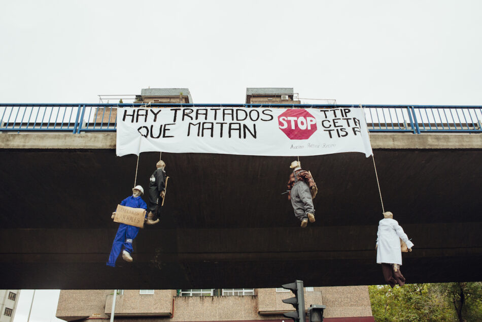 Acción contra la firma del CETA y contra el TTIP y TISA