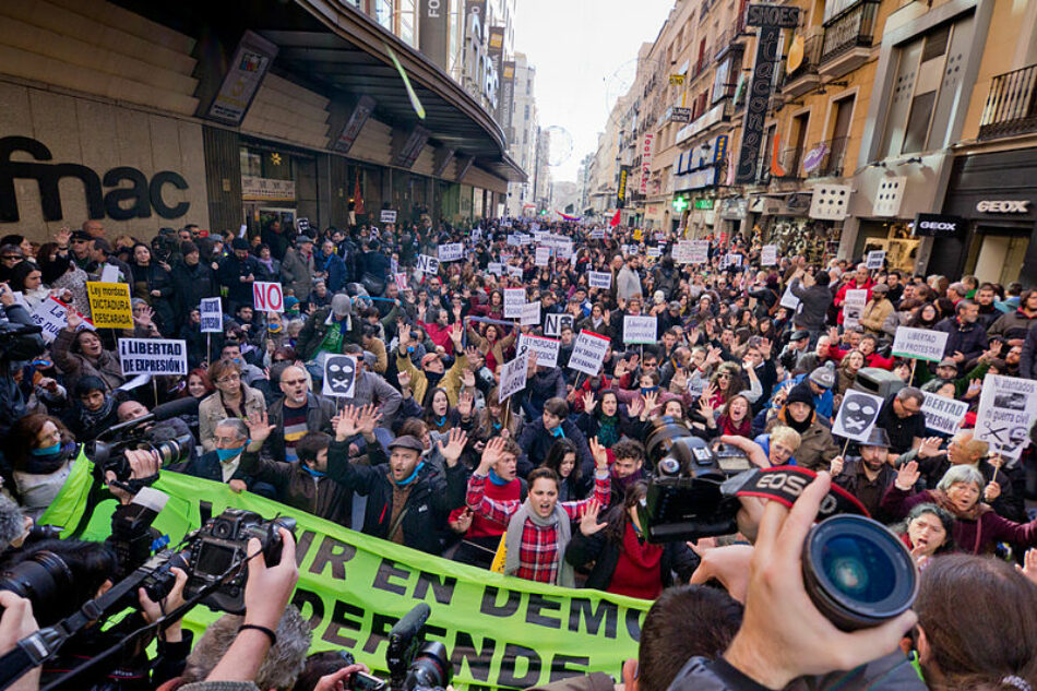 La Plataforma contra la Ley Mordaza rechaza las propuestas de reforma de PSOE y PNV de la Ley de Seguridad Ciudadana