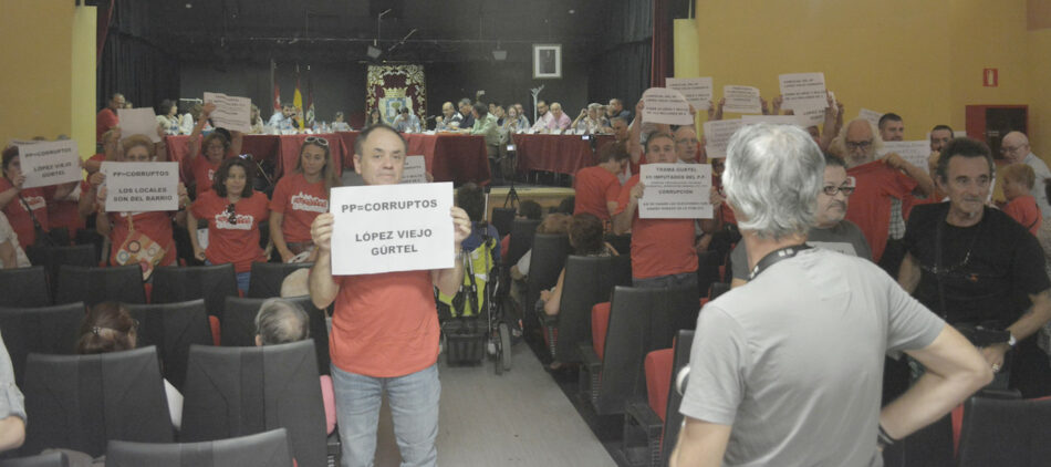 «Srs. del PP: la sede de la Asociación Vecinal de Orcasitas no se toca»