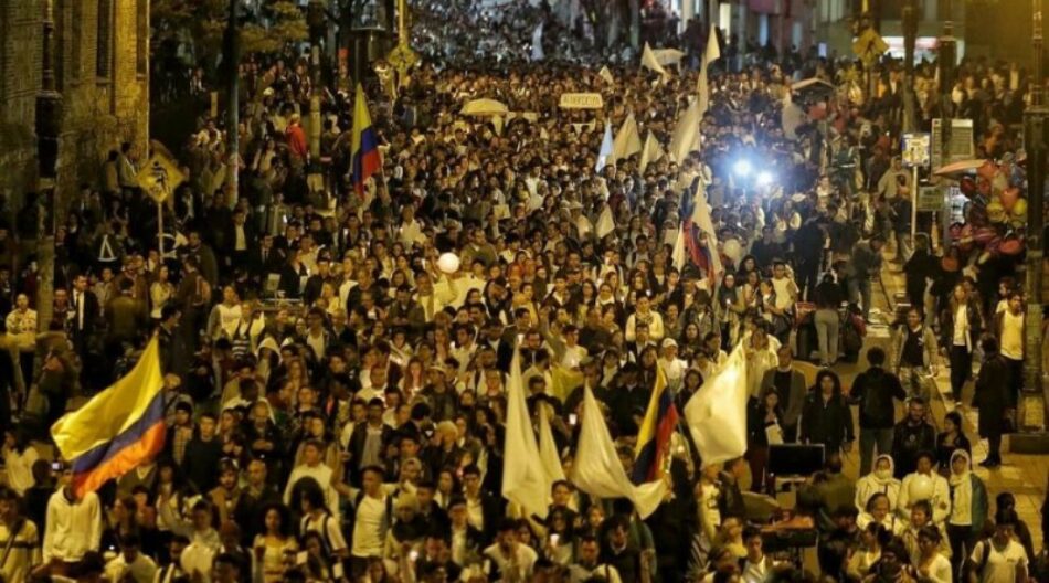 Masiva movilización por la Paz en Colombia