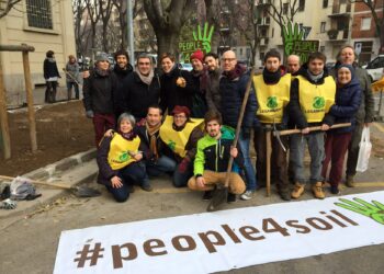 Arranca People4Soil, una iniciativa que pretende recoger un millón de firmas en un año para proteger nuestro territorio