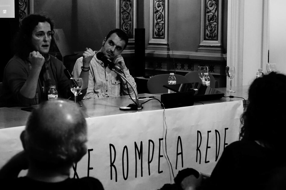 Laura Bugalho e Diego de Coia na palestra «Redes de apoio fronte a represión»