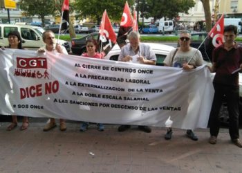 CGT llama a participar en las protestas contra  la comercialización de productos ONCE por parte de puntos de venta ajenos a los vendedores con discapacidad