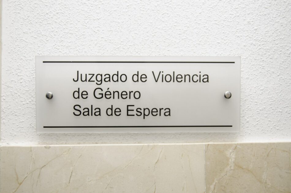 En Comú Podem pregunta al Gobierno sobre la reordenación de los juzgados de violencia sobre las mujeres
