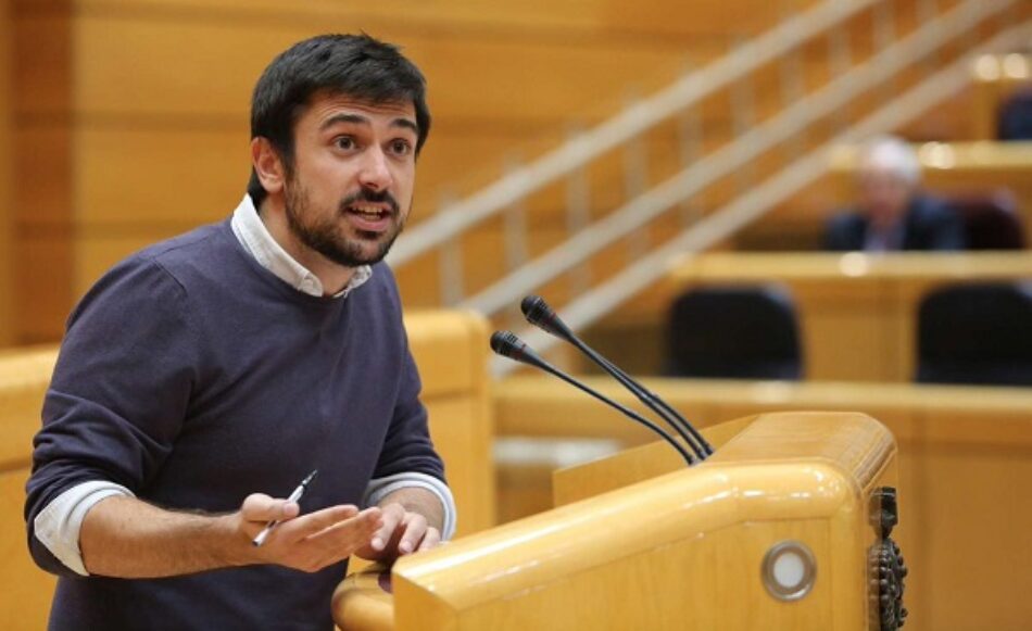 Ramón Espinar pregunta a Mariano Rajoy por la viabilidad del actual sistema de pensiones en la Sesión de Control al Gobierno del Senado