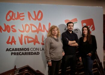 Garzón llama a “luchar juntos contra una precariedad que no viene del cielo y que tiene unos responsables a los que hay que señalar”