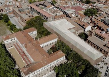 El proyecto de un gimnasio impulsado por una entidad religiosa pone en riesgo el casco antiguo de Hortaleza