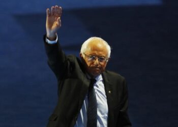 Bernie Sanders no descarta posible candidatura en 2020