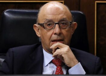 IU ve «impresentable» que Montoro calle sobre el uso del superávit que generan los ayuntamientos e «insuficiente» que sólo ofrezca «hablar» sobre la regla de gasto