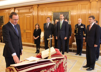 En Comú Podem presenta una moción para garantizar la neutralidad religiosa y la aconfesionalidad del Estado